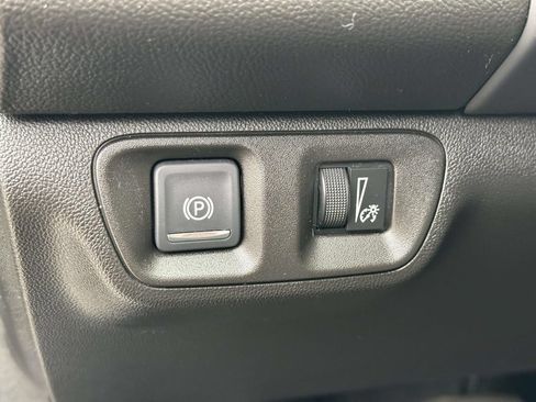 Used 2023 GMC Acadia SLE AWD/4WD image 20