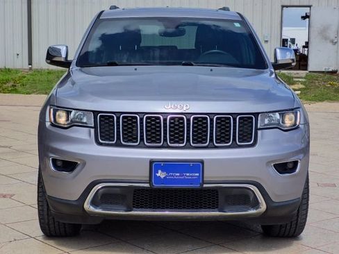 Used 2018 Jeep Grand Cherokee Limited AWD/4WD image 2