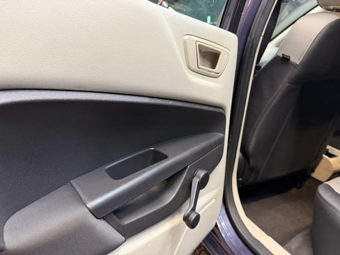 Used 2013 Ford Fiesta S w/ Convenience Pkg FWD image 25