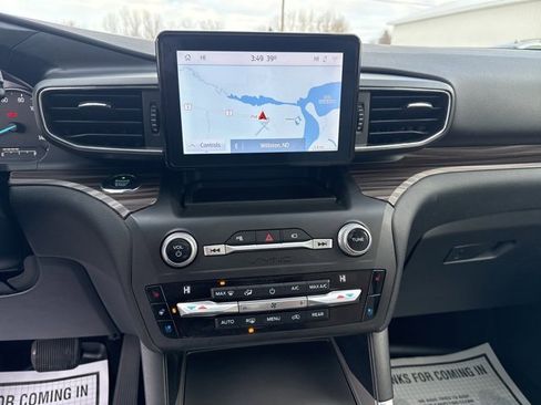 Used 2020 Ford Explorer Limited w/ Class III Trailer Tow Package image 17