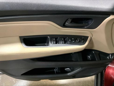 Used 2018 Honda Odyssey EX image 36