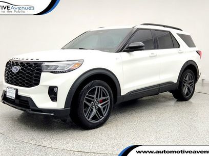 Used 2025 Ford Explorer ST-Line w/ Premium Package
