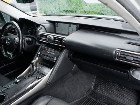 Used 2018 Lexus IS 300 AWD w/ Comfort Package image 37