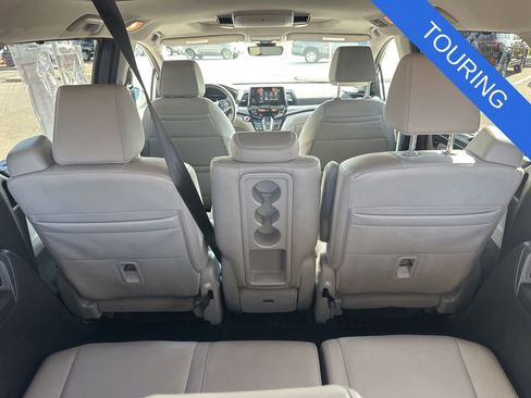 Used 2023 Honda Odyssey Touring image 32