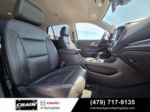 Used 2020 Chevrolet Traverse Premier AWD/4WD image 31
