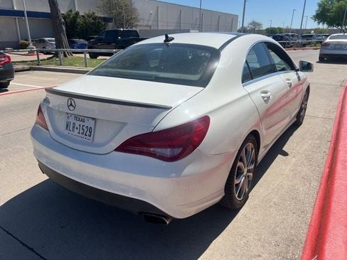 Used 2014 Mercedes-Benz CLA 250 image 3