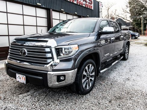 Used 2018 Toyota Tundra Limited image 1