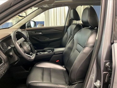 Used 2023 Nissan Rogue SL w/ SL Premium Package AWD/4WD image 9