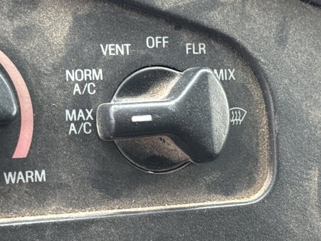 Used 1998 Ford E-350 and Econoline 350 RWD image 18