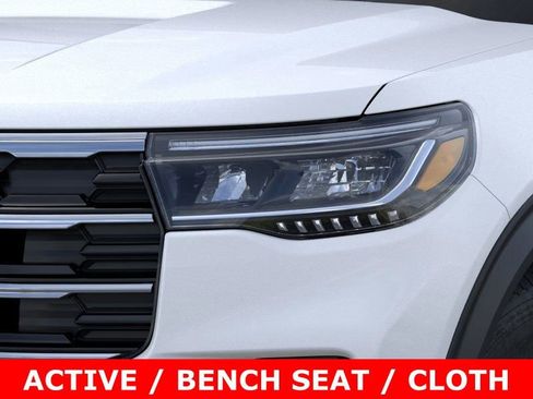 New 2025 Ford Explorer Active image 18