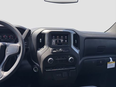 New 2026 Chevrolet Silverado 1500 Custom AWD/4WD image 15