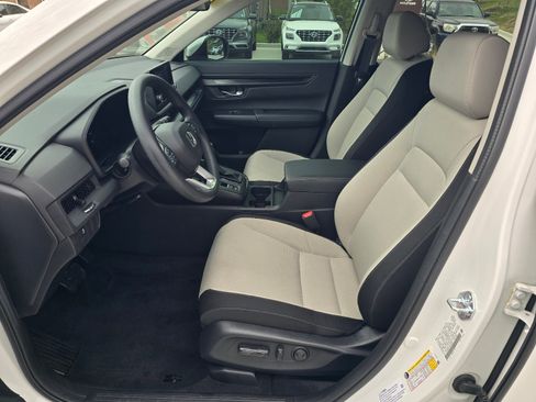 Used 2025 Honda CR-V EX image 11