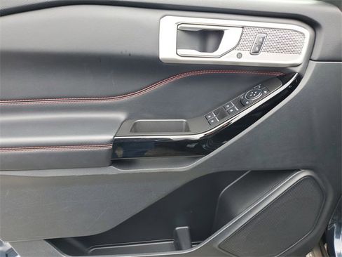 Used 2023 Ford Explorer ST-Line w/ Class IV Trailer Tow Package image 20