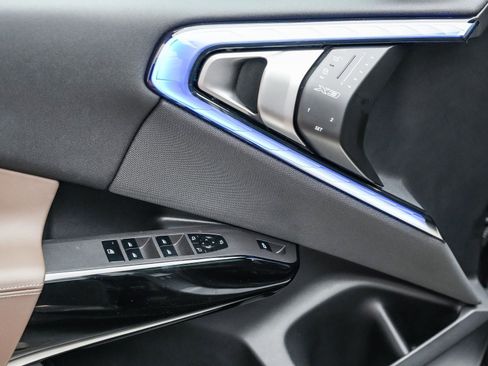 Used 2026 BMW X3 xDrive30 w/ Convenience Package image 23