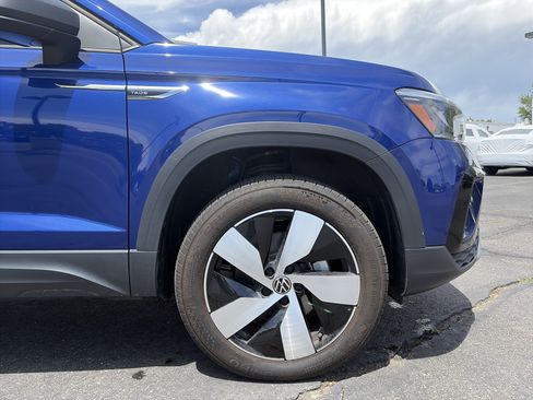 Used 2024 Volkswagen Taos S AWD/4WD image 7