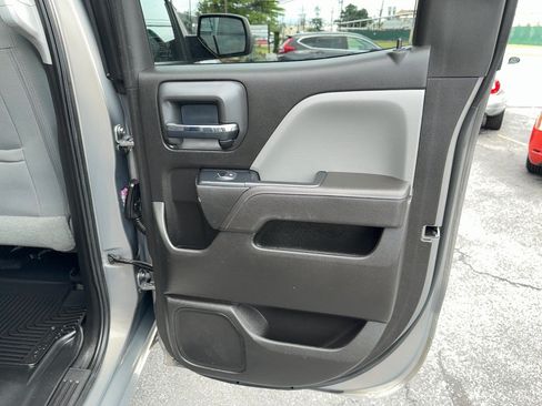 Used 2017 Chevrolet Silverado 1500 W/T w/ WT Convenience Package AWD/4WD image 22