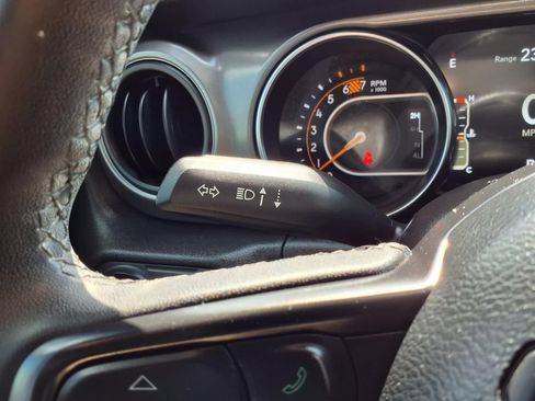 Used 2023 Jeep Wrangler Unlimited Sport AWD/4WD image 18