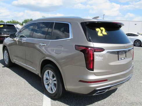 Used 2022 Cadillac XT6 Luxury FWD image 4