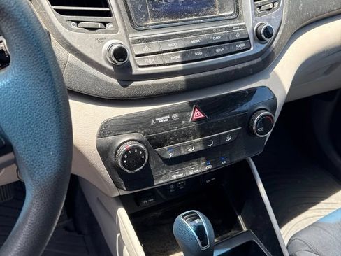 Used 2017 Hyundai Tucson SE FWD image 5