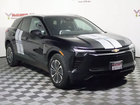 Used 2024 Chevrolet Blazer EV LT AWD/4WD image 2