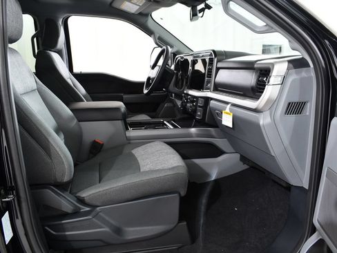 New 2026 Ford F350 XLT w/ XLT Premium Package AWD/4WD image 10