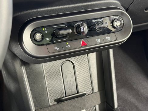 Certified 2025 MINI Cooper S image 13