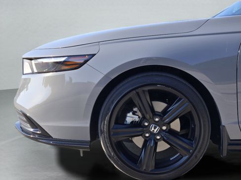 Used 2024 Honda Accord Sport image 61