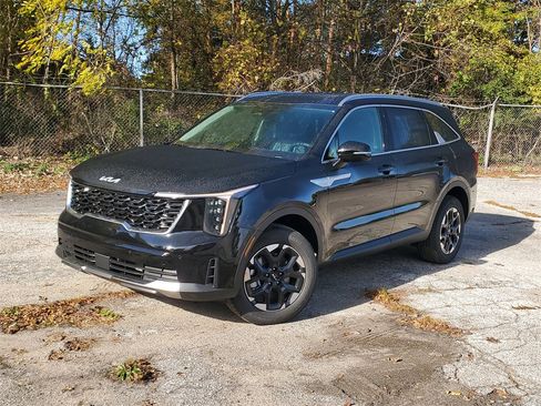 New 2026 Kia Sorento S image 1