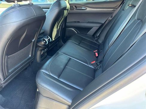 Used 2022 Alfa Romeo Stelvio Ti image 12