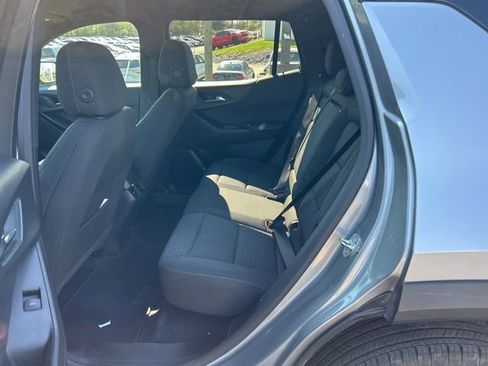 Used 2025 Chevrolet Equinox LT image 9