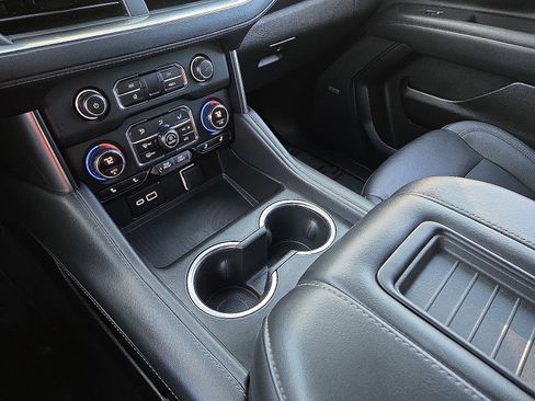 Used 2023 Chevrolet Tahoe LT image 25