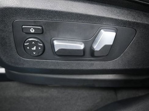 New 2026 BMW X5 sDrive40i w/ Executive Package RWD image 31