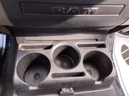 Used 2012 RAM 1500 Express RWD image 26