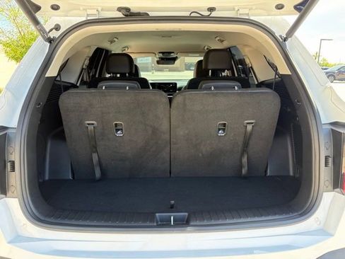 Used 2025 Kia Sorento EX image 13
