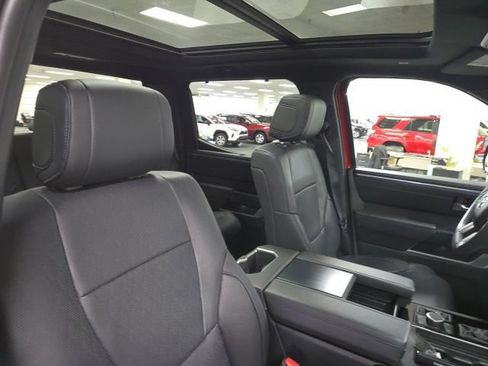 New 2025 Toyota Tundra Platinum AWD/4WD image 10