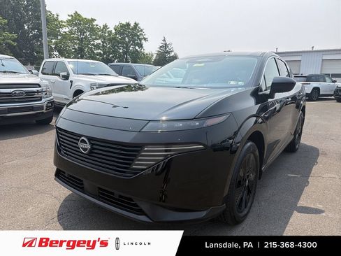Used 2025 Nissan Murano SV AWD/4WD image 1