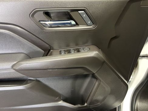Used 2024 Chevrolet Colorado LT w/ LT Convenience Package image 15