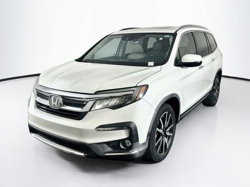 Used 2020 Honda Pilot Touring image 3