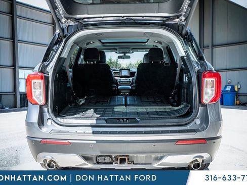 Used 2021 Ford Explorer XLT w/ Equipment Group 202A AWD/4WD image 33