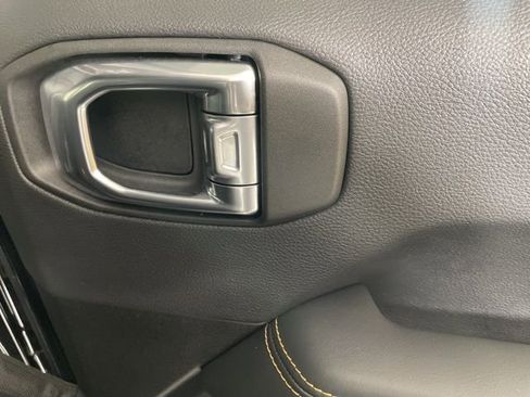 New 2025 Jeep Wrangler Unlimited Rubicon 392 image 15