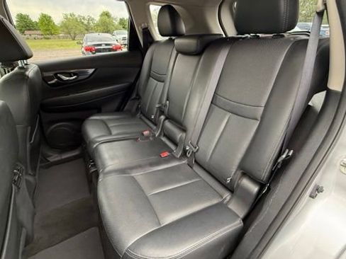 Used 2017 Nissan Rogue SL AWD/4WD image 27