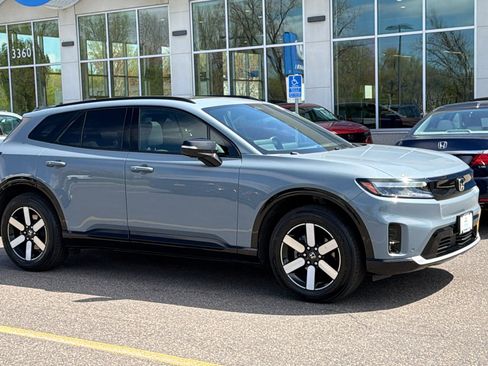 Certified 2024 Honda Prologue Touring image 1