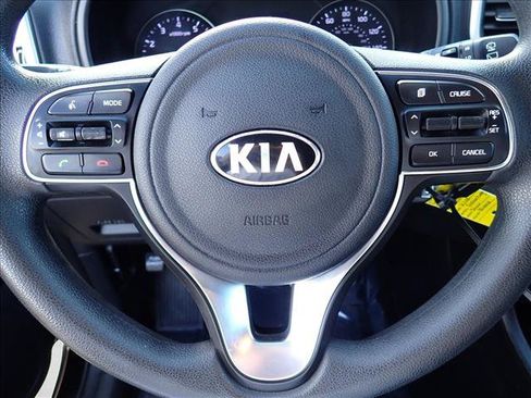 Used 2018 Kia Sportage LX AWD/4WD image 14