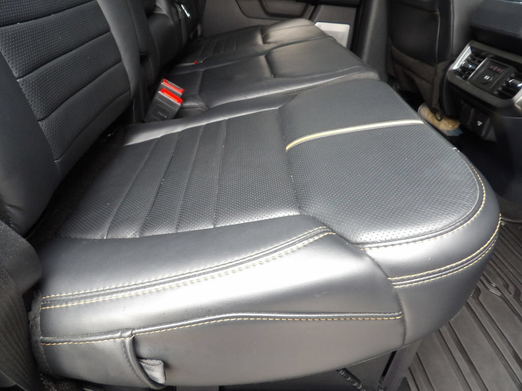 Used 2023 Ford F250 Platinum w/ Tremor Off-Road Package AWD/4WD image 41