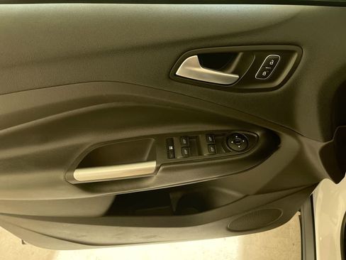 Used 2018 Ford Escape SE AWD/4WD image 13