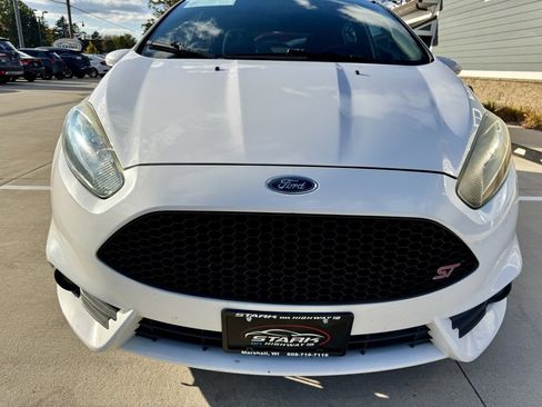 Used 2014 Ford Fiesta ST image 3