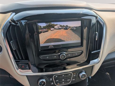 Used 2023 Chevrolet Traverse LS AWD/4WD image 29