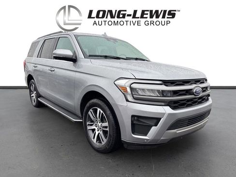 Used 2023 Ford Expedition XLT image 10