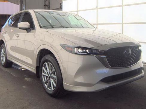 Used 2025 MAZDA CX-5 AWD 2.5 S w/ Preferred Package image 2