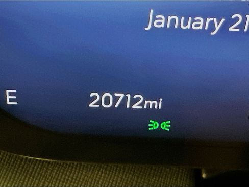 Used 2025 Buick Enclave Preferred image 19